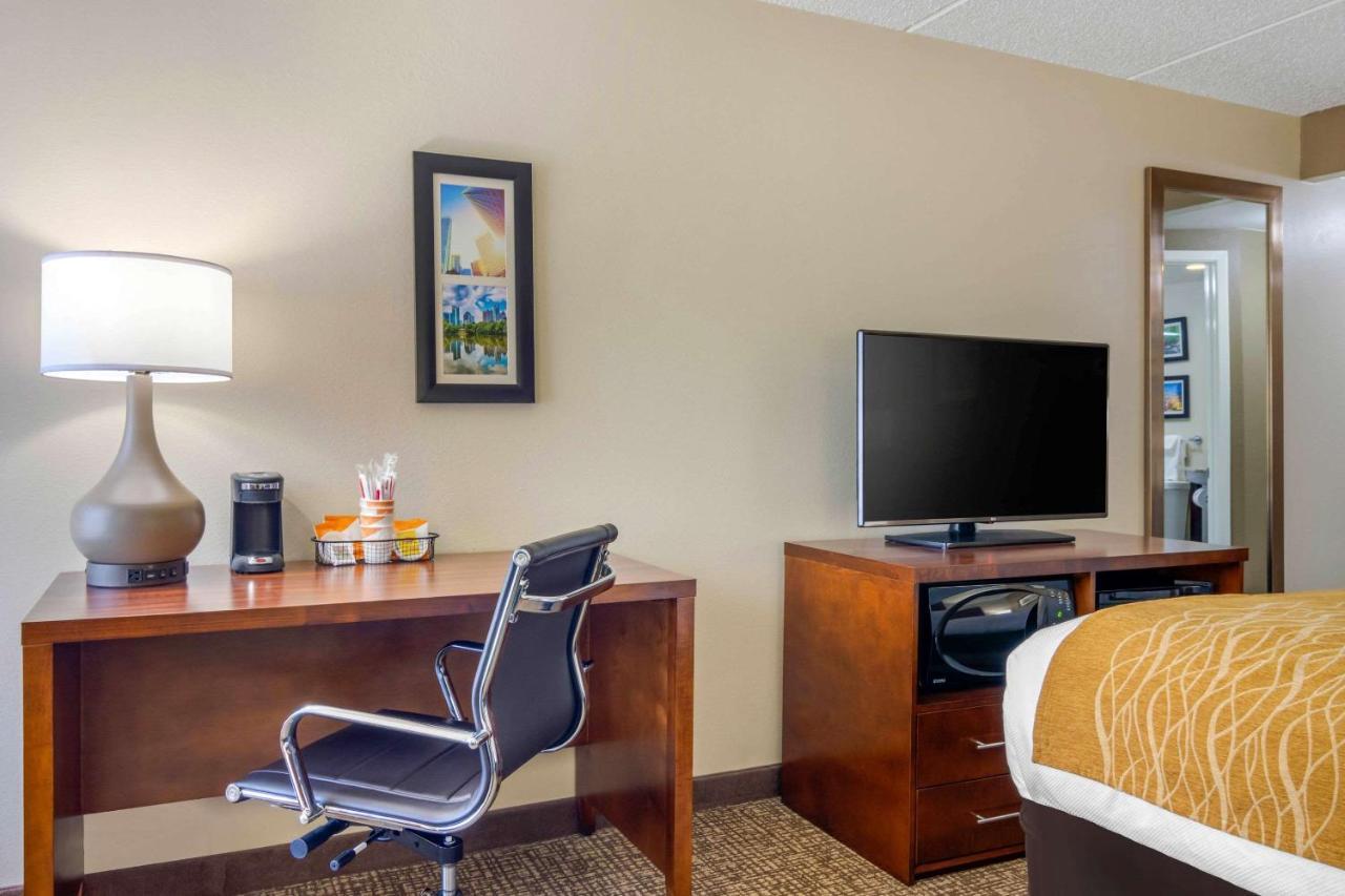Comfort Inn Atlanta Airport Cheeko Manor Bagian luar foto
