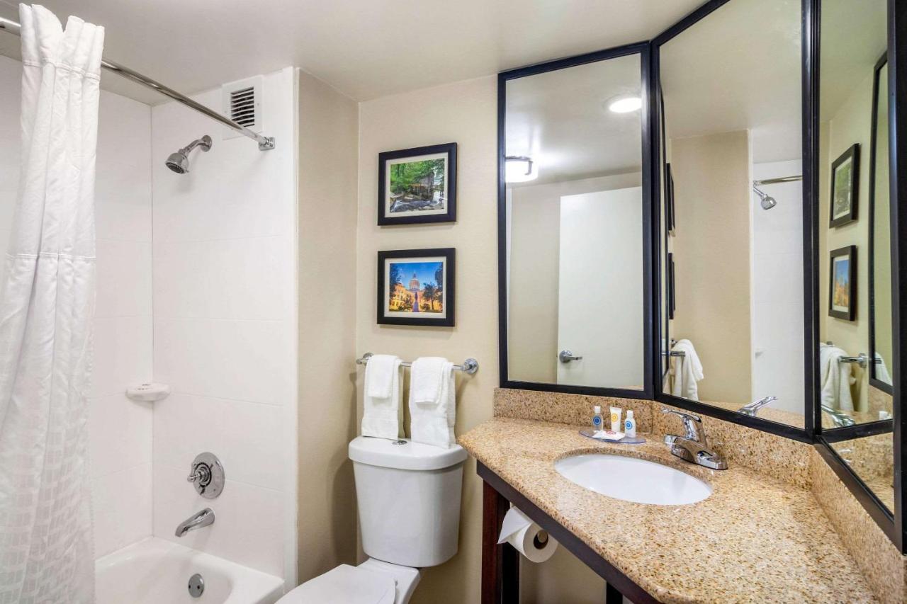 Comfort Inn Atlanta Airport Cheeko Manor Bagian luar foto