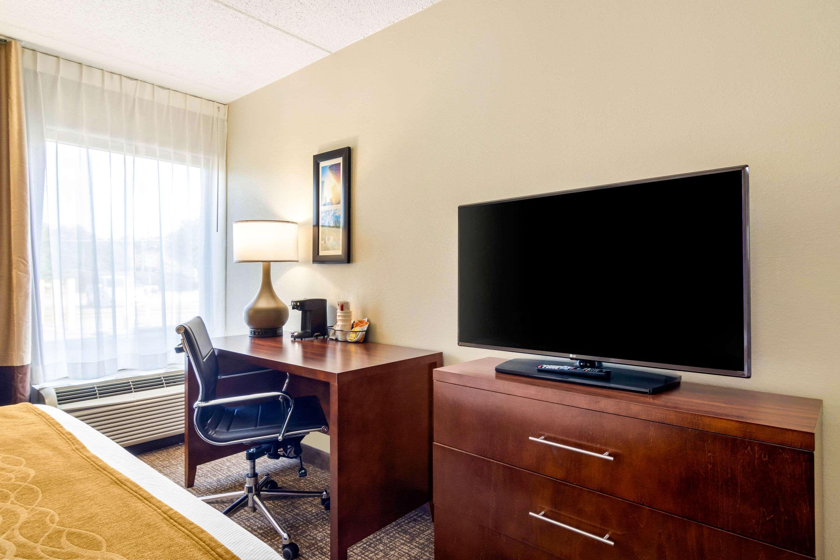 Comfort Inn Atlanta Airport Cheeko Manor Bagian luar foto
