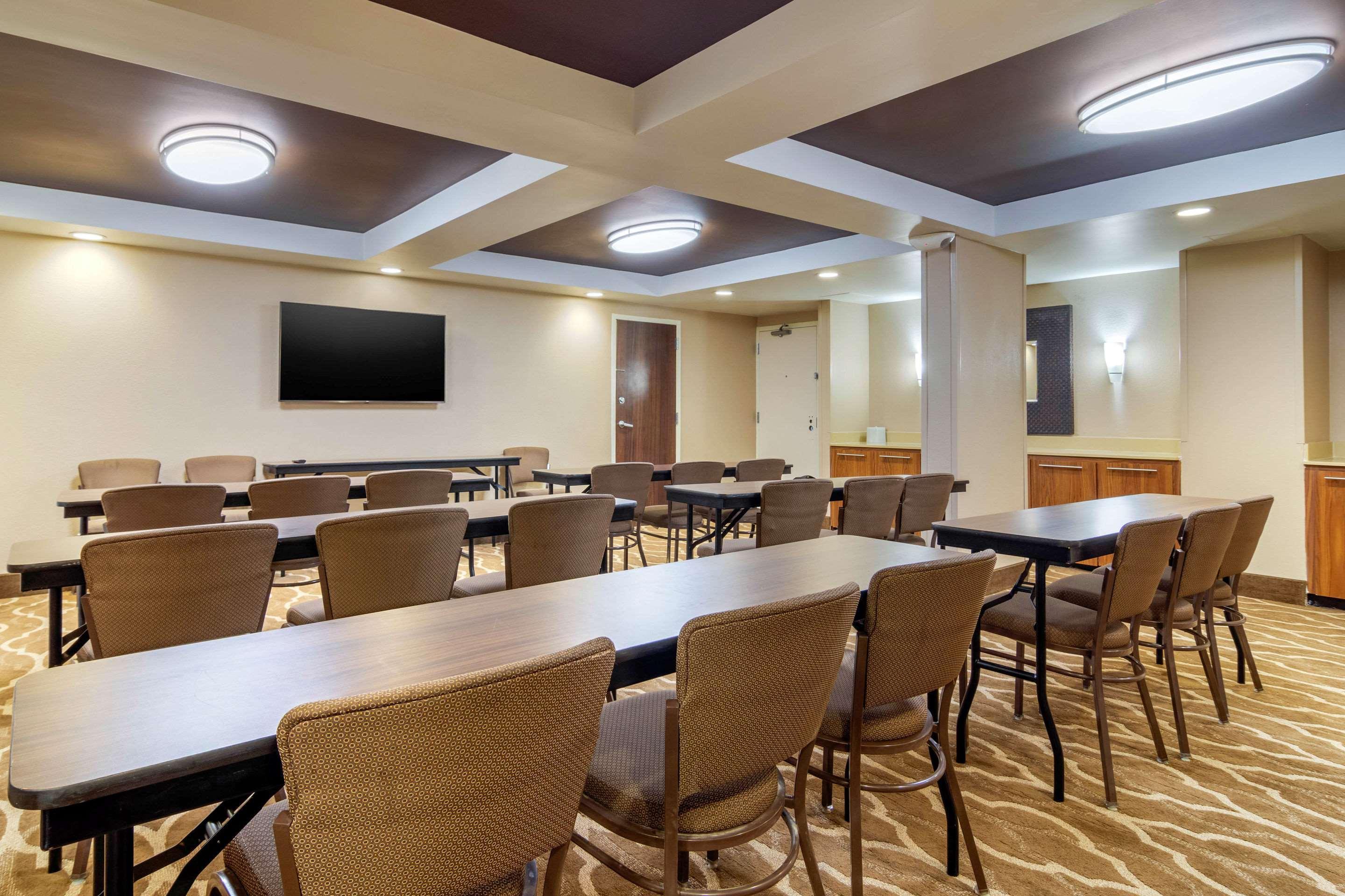 Comfort Inn Atlanta Airport Cheeko Manor Bagian luar foto