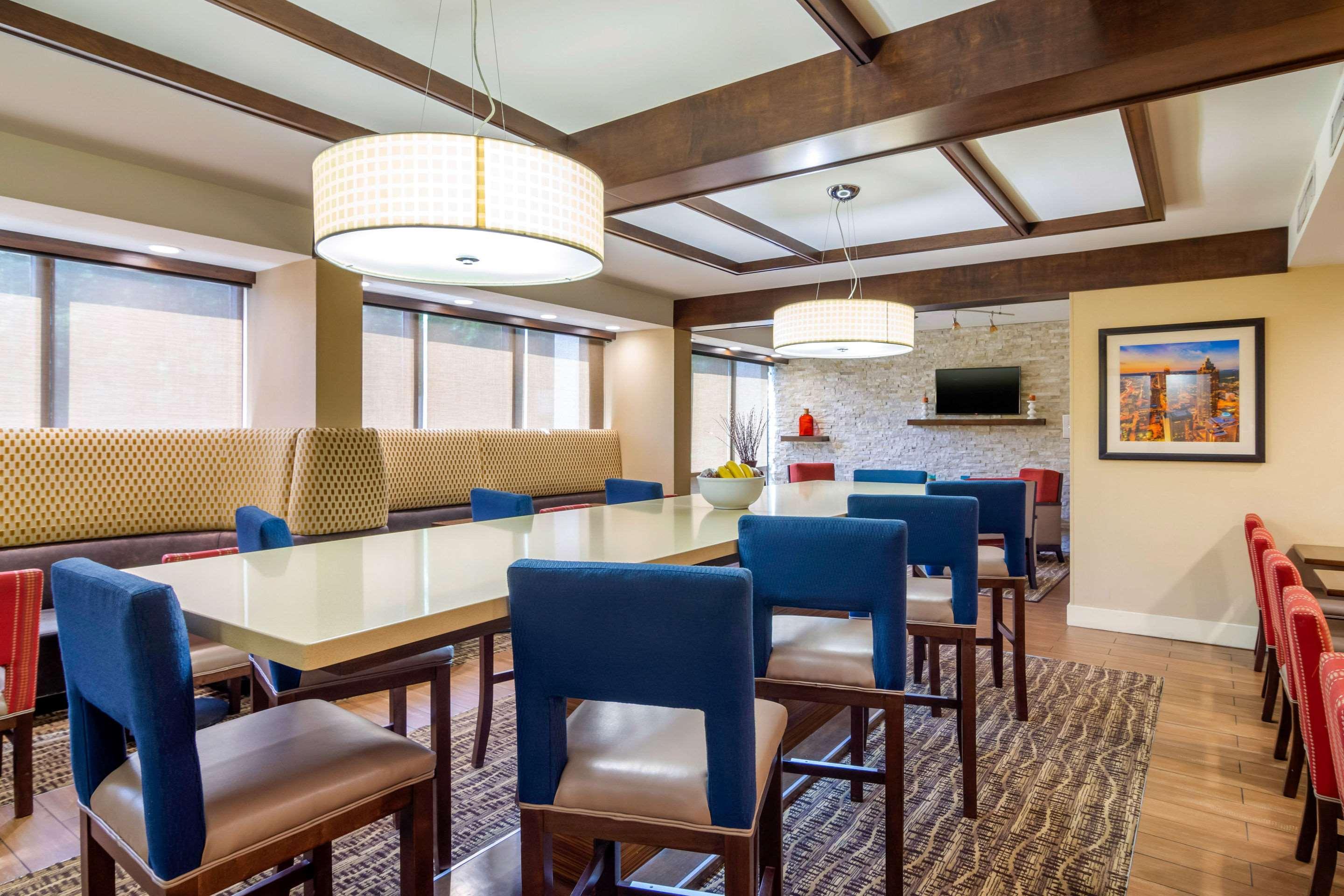 Comfort Inn Atlanta Airport Cheeko Manor Bagian luar foto